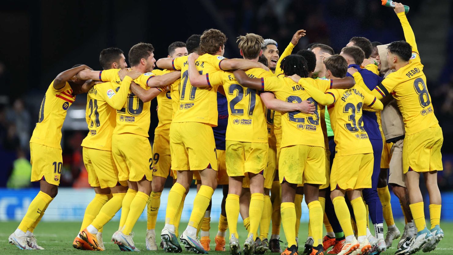 的带领下 的带领下